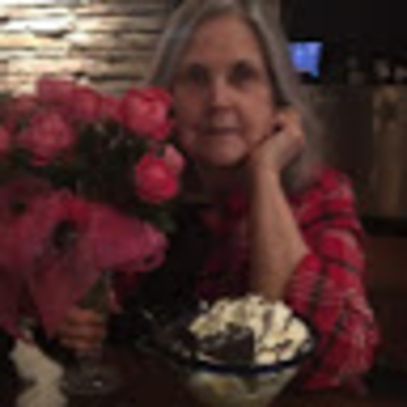 Meet your Posher, Dianne - Picture 1 of 1